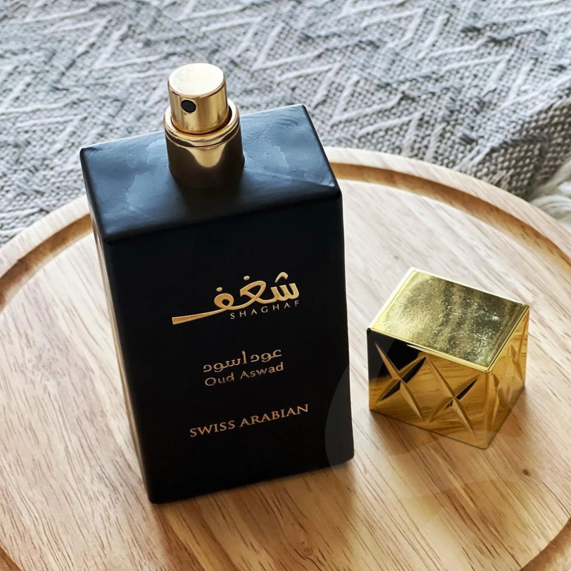 Shaghaf Oud Aswad Perfume Photo